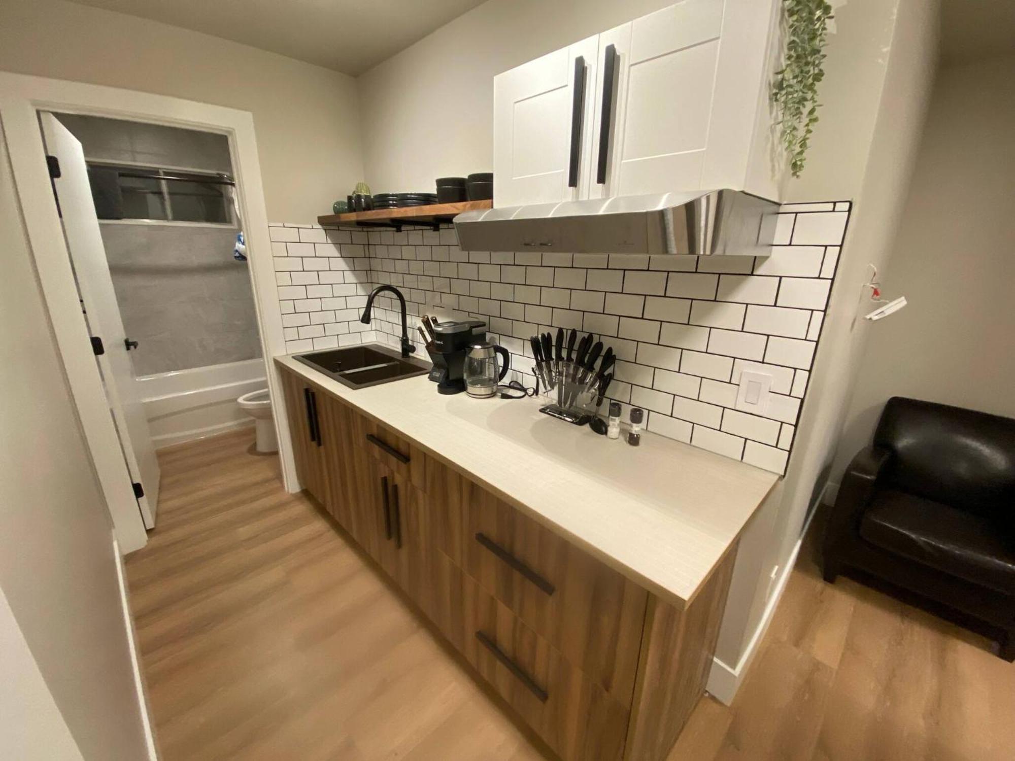 Central 2Br Near Unveristy And Whyte Ave Edmonton Exterior foto